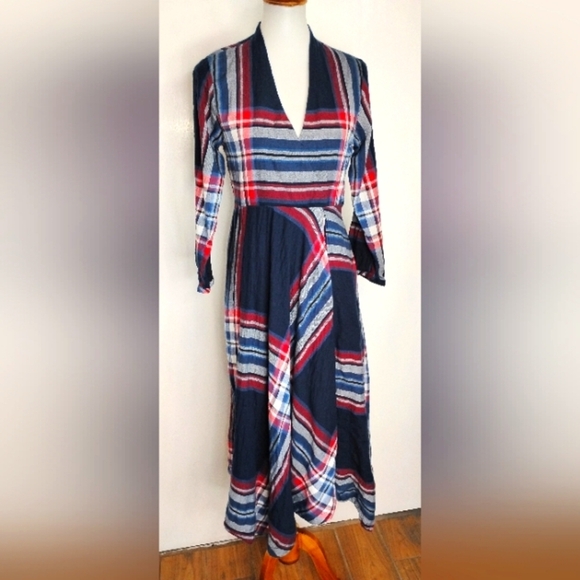 ISABELLA SINDAIR PLAID DRESS - Picture 1 of 10